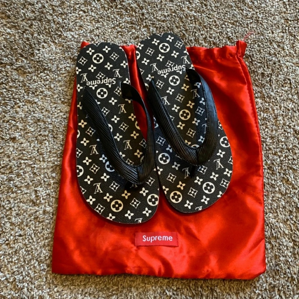 Mens flip flops size 6